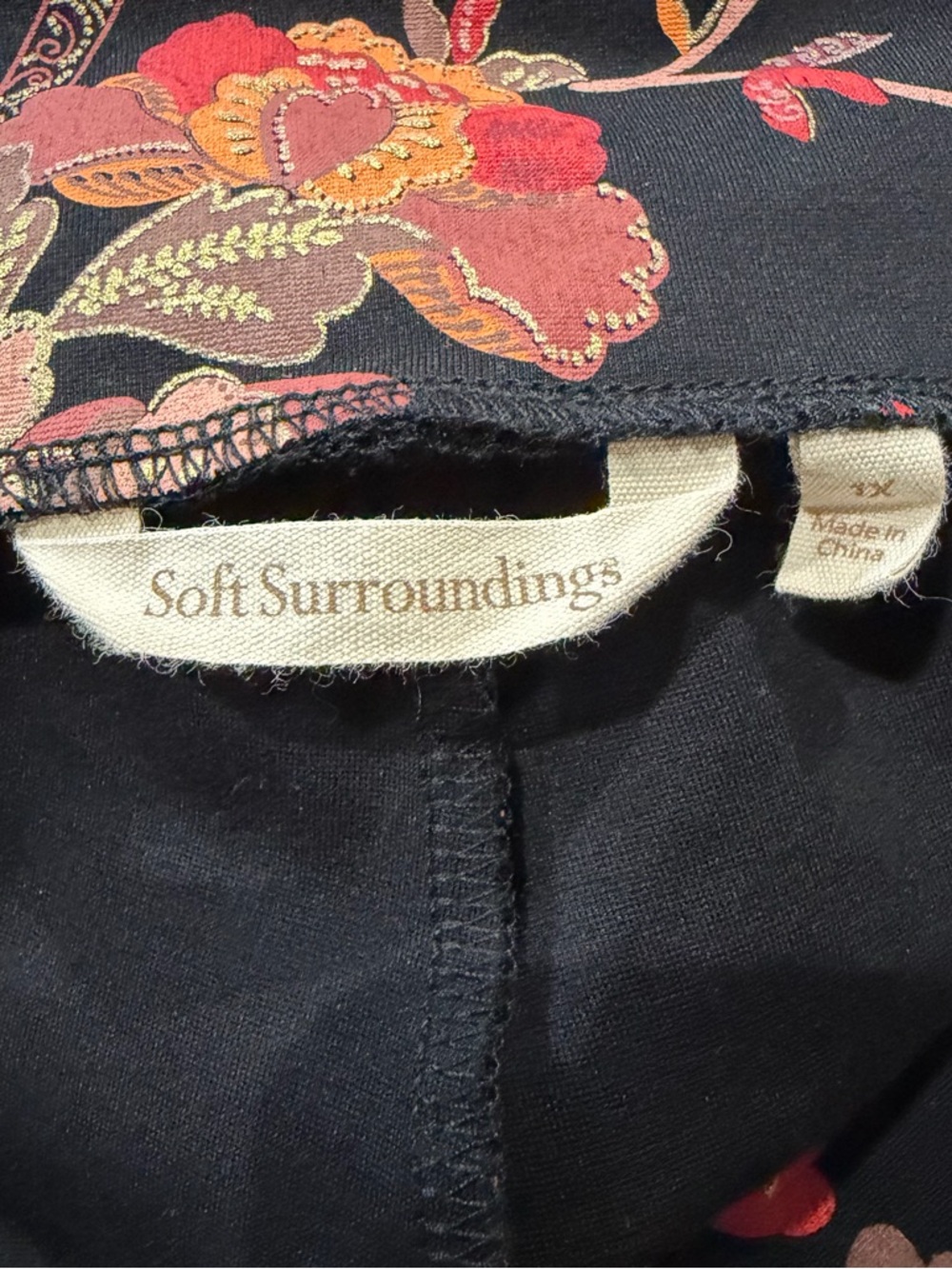 Soft Surroundings Ponte Pants Size 1X Black Floral Straight Leg Ankle Pull On - Picture 3 of 6